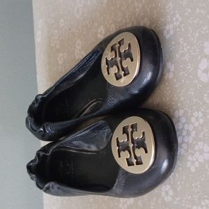 Tory Burch size 5, black and gold leather flats